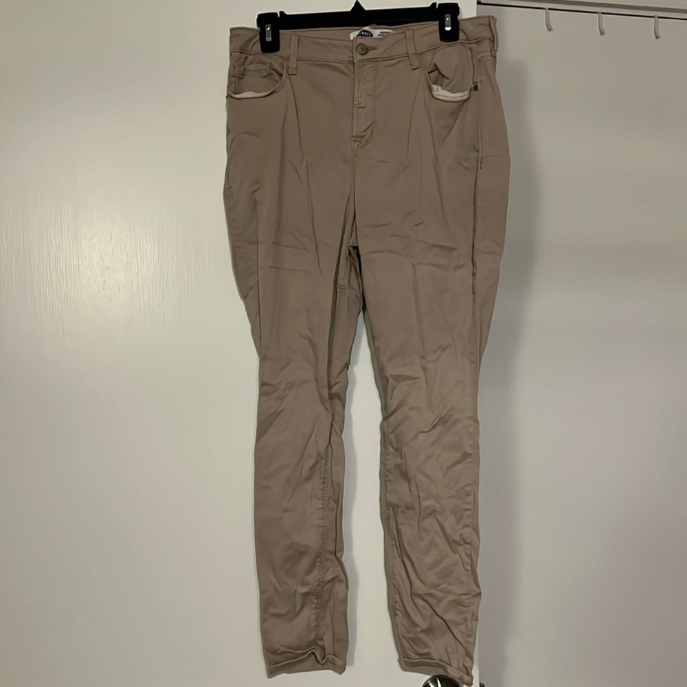 Khaki pants